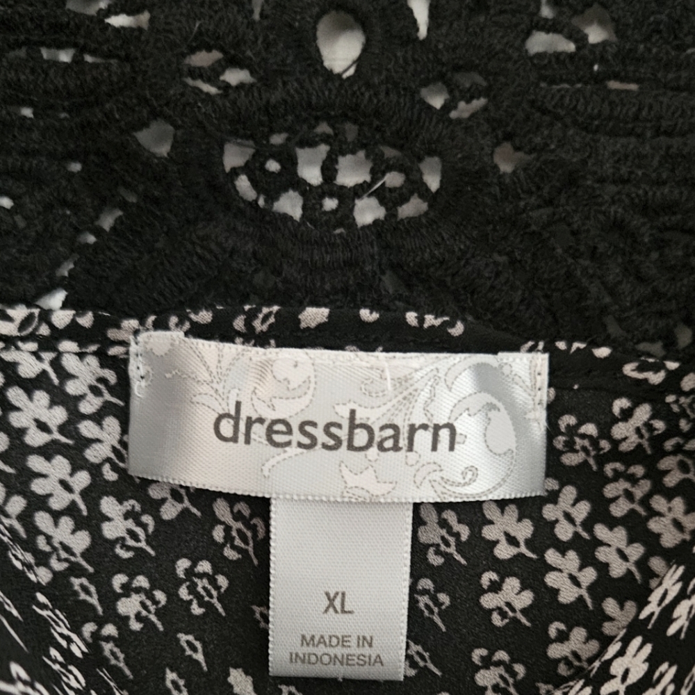Dress Barn Capped Sleeve Blouse - Picture 3 of 4